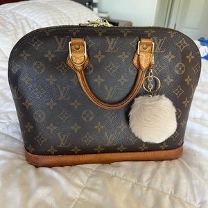 Louis Vuitton Alma Authentic